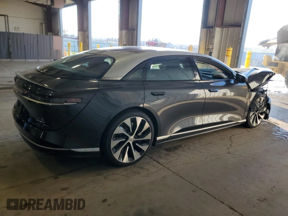 2023 Lucid Air Touring z VIN 50EA1TEA7PA003630, wystawiony jako Copart lot #50743355 z przebiegiem 9357 mil mil oraz Szkody całkowita. Historia ofert i sprzedaży dostępna na DreamBid. Obrazek 3.