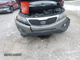 2011 Kia Sorento LX with VIN 5XYKTDA19BG181580, listed as a IAAI auction lot 41386803 with 148,973 mi miles. Bid and sale history available at carsss.com. Image 13.
