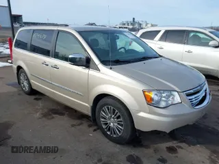 2013 Chrysler Town & Country Touring-L with VIN 2C4RC1CG0DR513337, listed as a IAAI auction lot 41741079 with 156,959 mi miles. Bid and sale history available at carsss.com. Image 1.