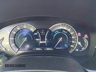 2019 BMW 5 Series 530e with VIN WBAJA9C57KB399541, listed as a IAAI auction lot 41656775 with 96,523 mi miles and . Bid and sale history available at DreamBid. Image 7.