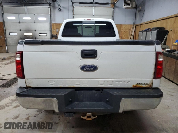 2014 Ford F-350 XL with VIN 1FTRF3B6XEEA55784, listed as a Copart auction lot 62007995 with 71,765 mi miles and Salvage title. Bid and sale history available at DreamBid. Image 6.