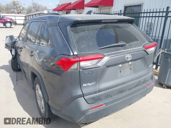 2019 Toyota RAV4 XLE with VIN JTMW1RFV8KD034763, listed as a IAAI auction lot 41783300 with 78,925 mi miles. Bid and sale history available at carsss.com. Image 3.
