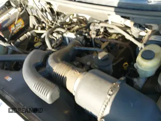 2008 Ford F-150 STX с VIN 1FTRX14W68FC28200, выставлен на аукционе IAAI как лот 43023083 с пробегом 177 527 миль миль и . История ставок и продаж доступна на DreamBid. Изображение 12.
