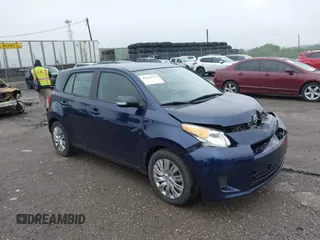 2009 Scion xD z VIN JTKKU10449J047361, wystawiony jako IAAI lot #42351731 z przebiegiem 65 469 mil mil oraz . Historia ofert i sprzedaży dostępna na DreamBid. Obrazek 1.