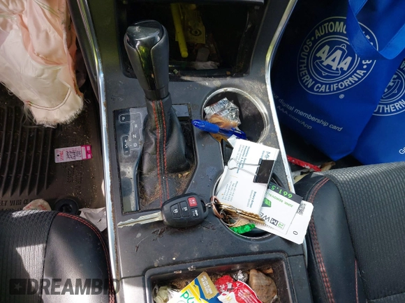 2017 Toyota Camry XLE with VIN 4T1BF1FK7HU757256, listed as a IAAI auction lot 41592844 with 111,402 mi miles and . Bid and sale history available at DreamBid. Image 11.