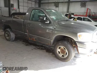 2007 Dodge Ram 2500 ST with VIN 3D7KS26D17G821158, listed as a IAAI auction lot 41595670 with 128,976 mi miles. Bid and sale history available at carsss.com. Image 1.