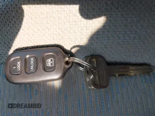 2000 Toyota 4Runner SR5 z VIN JT3HN86R7Y0290729, wystawiony jako IAAI lot #42409622 z przebiegiem 315 804 mil mil oraz . Historia ofert i sprzedaży dostępna na DreamBid. Obrazek 11.