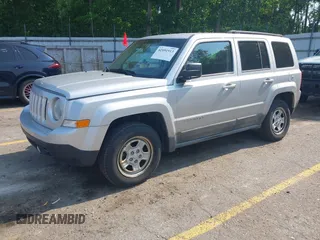 2011 Jeep Patriot Latitude с VIN 1J4NF1GB0BD130593, выставлен на аукционе IAAI как лот 42491913 с пробегом 195 022 миль миль и . История ставок и продаж доступна на DreamBid. Изображение 2.