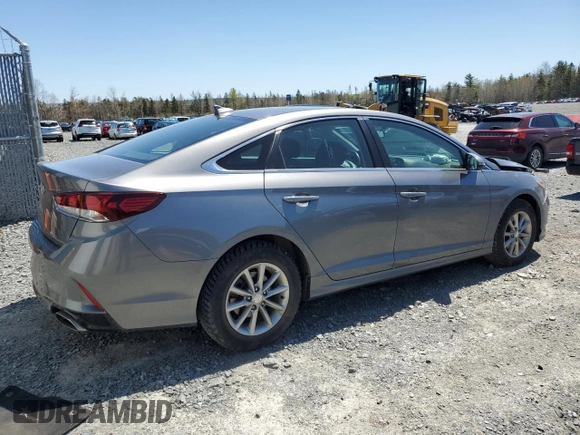 2018 Hyundai Sonata SE z VIN 5NPE24AFXJH637797, wystawiony jako Copart lot #56832255 z przebiegiem 104 743 mil mil oraz Szkoda całkowita • Salvage title. Historia ofert i sprzedaży dostępna na DreamBid. Obrazek 3.