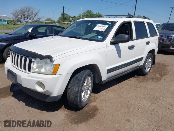 2005 Jeep Grand Cherokee Laredo with VIN 1J4GS48K95C554353, listed as a IAAI auction lot 42003580 with Not Provided miles and . Bid and sale history available at DreamBid. Image 2.