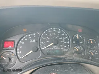 2001 GMC Sierra 2500HD SLE with VIN 1GTHK23U61F195057, listed as a Copart auction lot 82036024 with 116,211 mi miles and Salvage Title. Bid and sale history available at carsss.com. Image 9.