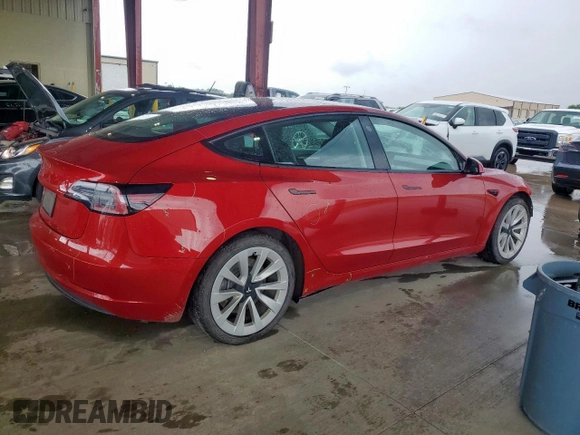 2022 Tesla Model 3 z VIN 5YJ3E1EA7NF289960, wystawiony jako Copart lot #60655555 z przebiegiem 119 290 mil mil oraz Czysty tytuł • Clean title. Historia ofert i sprzedaży dostępna na DreamBid. Obrazek 3.