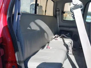 1997 Ford F-250 с VIN 2FTEX27L5VCA16689, выставлен на аукционе IAAI как лот 41582720 с пробегом 111 282 миль миль и . История ставок и продаж доступна на DreamBid. Изображение 8.