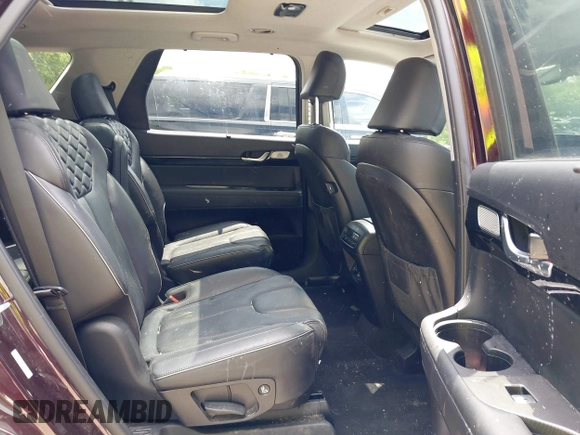2021 Hyundai Palisade Limited with VIN KM8R5DHE0MU263048, listed as a IAAI auction lot 42365566 with 90,102 mi miles and . Bid and sale history available at DreamBid. Image 8.