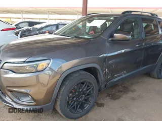 2019 Jeep Cherokee Latitude Plus с VIN 1C4PJMLB7KD400634, выставлен на аукционе IAAI как лот 42173611 с пробегом 77 007 миль миль и . История ставок и продаж доступна на DreamBid. Изображение 6.