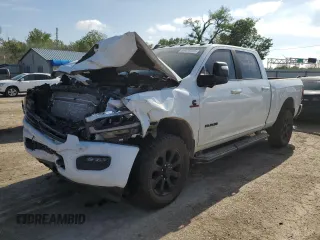 2024 Ram 2500 Laramie z VIN 3C6UR5FLXRG202740, wystawiony jako Copart lot #54479755 z przebiegiem 53 723 mil mil oraz Szkoda całkowita • Salvage title. Historia ofert i sprzedaży dostępna na DreamBid. Obrazek 1.