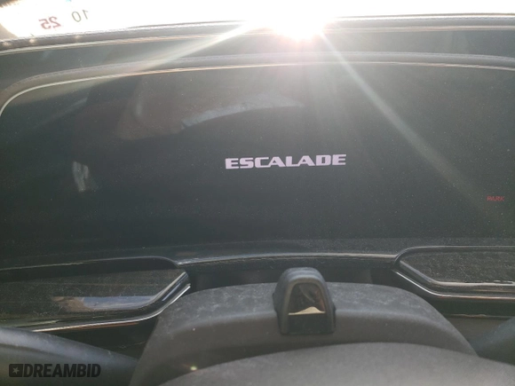 2022 Cadillac Escalade Premium Luxury with VIN 1GYS3CKL1NR172334, listed as a Copart auction lot 87058984 with 0 mi miles and Salvage Title. Bid and sale history available at carsss.com. Image 9.