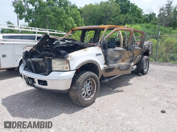 2007 Ford F-250 XL z VIN 1FTSW21P07EB36446, wystawiony jako IAAI lot #39720572 z przebiegiem Nie podano mil oraz . Historia ofert i sprzedaży dostępna na DreamBid. Obrazek 2.