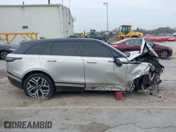 2019 Land Rover Range Rover Velar R-Dynamic SE with VIN SALYL2EV7KA795130, listed as a IAAI auction lot 40948729 with 66,353 mi miles and . Bid and sale history available at DreamBid. Image 13.