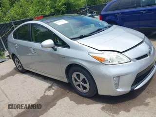 2014 Toyota Prius Four with VIN JTDKN3DU8E1786396, listed as a IAAI auction lot 42684287 with 140,887 mi miles and . Bid and sale history available at DreamBid. Image 1.