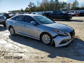 2016 Hyundai Sonata Hybrid SE with VIN KMHE24L16GA008910, listed as a Copart auction lot 73578202 with 84,268 mi miles. Bid and sale history available at carsss.com. Image 4.