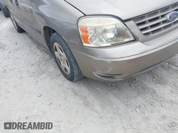 2005 Ford Freestar SE с VIN 2FMZA51645BA56383, выставлен на аукционе IAAI как лот 42424377 с пробегом 174 059 миль миль и . История ставок и продаж доступна на DreamBid. Изображение 6.