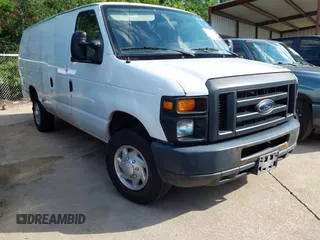2012 Ford E-Series Commercial z VIN 1FTSS3ES1CDB10101, wystawiony jako IAAI lot #42251701 z przebiegiem 398 103 mil mil oraz . Historia ofert i sprzedaży dostępna na DreamBid. Obrazek 1.