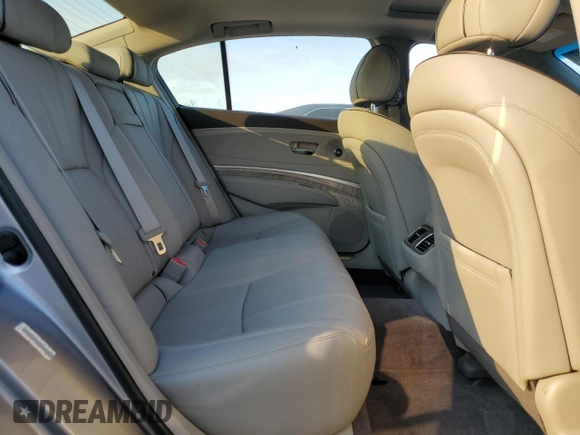 2018 Acura RLX Technology z VIN JH4KC1F52JC000704, wystawiony jako Copart lot #43264815 z przebiegiem Nie podano mil oraz Szkoda całkowita • Salvage title. Historia ofert i sprzedaży dostępna na DreamBid. Obrazek 10.