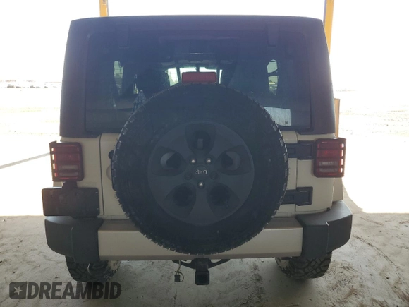 2018 Jeep Wrangler JK Unlimited Sahara with VIN 1C4HJWEG8JL938031, listed as a Copart auction lot 69769394 with 80,417 mi miles and Salvage Title. Bid and sale history available at carsss.com. Image 6.