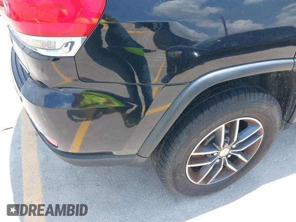 2017 Jeep Grand Cherokee Limited with VIN 1C4RJEBG8HC633898, listed as a IAAI auction lot 42361986 with 175,858 mi miles and . Bid and sale history available at DreamBid. Image 17.