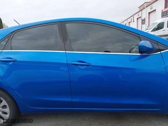 2017 Hyundai Elantra GT with VIN KMHD35LH8HU379319, listed as a IAAI auction lot 41895779 with 80,918 mi miles. Bid and sale history available at carsss.com. Image 14.