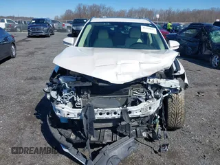 2015 Lincoln MKC with VIN 5LMTJ2AH8FUJ31911, listed as a IAAI auction lot 41735017 with 76,332 mi miles. Bid and sale history available at carsss.com. Image 12.