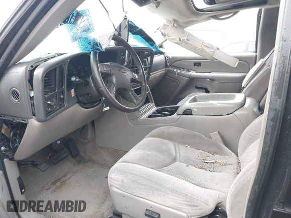 2005 Chevrolet Tahoe Z71 with VIN 1GNEC13T15R205653, listed as a IAAI auction lot 41808672 with 210,261 mi miles and . Bid and sale history available at DreamBid. Image 5.