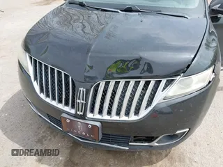 2011 Lincoln MKX z VIN 2LMDJ8JKXBBJ25280, wystawiony jako IAAI lot #42108397 z przebiegiem 156 209 mil mil oraz . Historia ofert i sprzedaży dostępna na DreamBid. Obrazek 6.