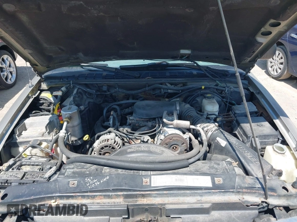 2001 Chevrolet S-10 LS with VIN 1GCDT19W41K181244, listed as a IAAI auction lot 42129845 with 183,368 mi miles and . Bid and sale history available at DreamBid. Image 10.