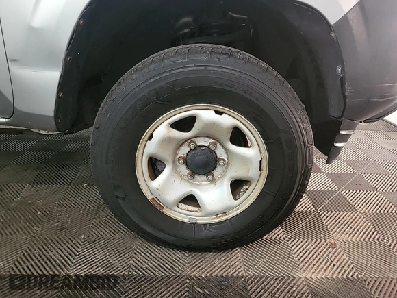 2018 Toyota Tacoma SR with VIN 5TFSX5EN6JX062775, listed as a IAAI auction lot 42774090 with 146,583 mi miles and . Bid and sale history available at DreamBid. Image 38.