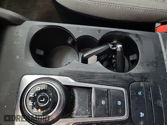 2022 Ford Escape SE with VIN 1FMCU9G65NUB32764, listed as a IAAI auction lot 42806882 with 81,565 mi miles and . Bid and sale history available at DreamBid. Image 12.