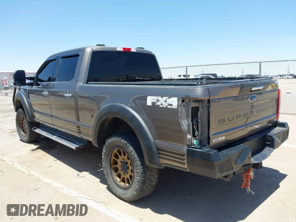 2021 Ford F-250 XL with VIN 1FT7W2B61MEC60958, listed as a IAAI auction lot 42458814 with 31,531 mi miles and . Bid and sale history available at DreamBid. Image 13.