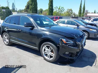 2017 Audi Q5 Premium Plus z VIN WA1L2AFP0HA013977, wystawiony jako IAAI lot #40137120 z przebiegiem 62 834 mil mil oraz . Historia ofert i sprzedaży dostępna na DreamBid. Obrazek 1.