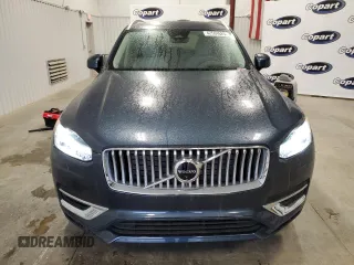 2024 Volvo XC90 Ultimate Bright Theme z VIN YV4H60CF4R1255384, wystawiony jako Copart lot #42584625 z przebiegiem 5 806 mil mil oraz Szkoda całkowita • Salvage title. Historia ofert i sprzedaży dostępna na DreamBid. Obrazek 5.