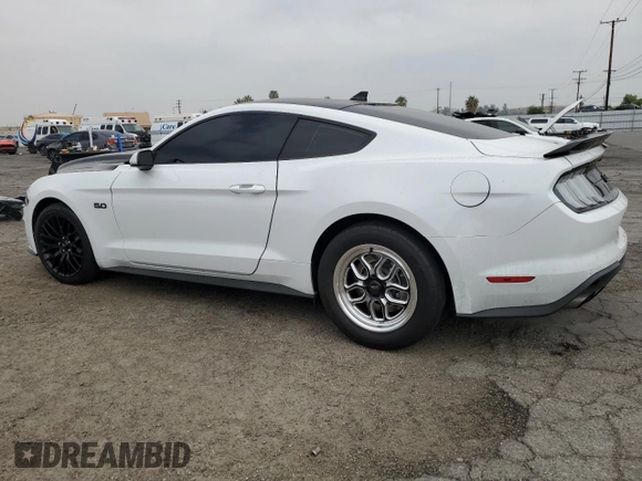 2021 Ford Mustang GT z VIN 1FA6P8CF7M5154451, wystawiony jako Copart lot #59484465 z przebiegiem 26 817 mil mil oraz Szkoda całkowita • Salvage title. Historia ofert i sprzedaży dostępna na DreamBid. Obrazek 2.