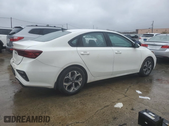 2020 Kia Forte LXS with VIN 3KPF24AD8LE184404, listed as a Copart auction lot 52552025 with 208,071 mi miles and Salvage Title. Bid and sale history available at carsss.com. Image 3.