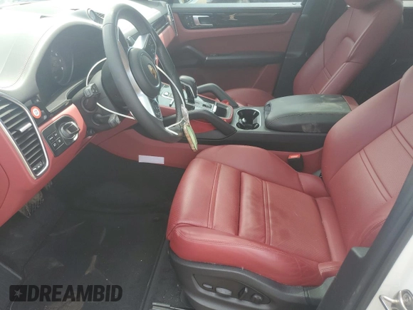 2022 Porsche Cayenne z VIN WP1AA2AY2NDA04695, wystawiony jako Copart lot #52499635 z przebiegiem 25 087 mil mil oraz Szkoda całkowita • Salvage title. Historia ofert i sprzedaży dostępna na DreamBid. Obrazek 7.
