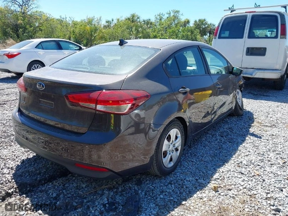 2017 Kia Forte LX with VIN 3KPFK4A78HE039154, listed as a IAAI auction lot 41815141 with 109,273 mi miles. Bid and sale history available at carsss.com. Image 4.