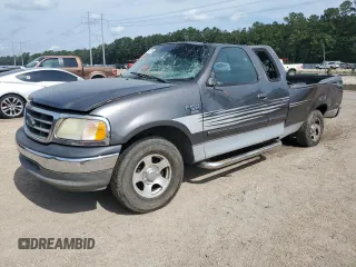 2003 Ford F-150 XL с VIN 2FTRX17W83CA94869, выставлен на аукционе Copart как лот 57467575 с пробегом 169 114 миль миль и Списание • Salvage title. История ставок и продаж доступна на DreamBid. Изображение 1.