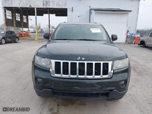 2011 Jeep Grand Cherokee Laredo with VIN 1J4RR4GG9BC546198, listed as a IAAI auction lot 41879387 with 190,973 mi miles. Bid and sale history available at carsss.com. Image 12.
