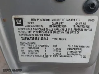 2006 GMC Sierra 1500 SLT with VIN 2GTEK13T461140044, listed as a IAAI auction lot 41590434 with 242,317 mi miles. Bid and sale history available at carsss.com. Image 9.