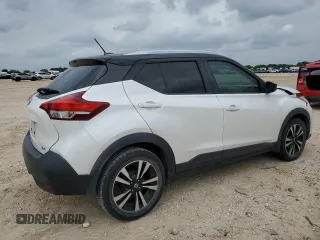 2019 Nissan Kicks SR with VIN 3N1CP5CU7KL516370, listed as a Copart auction lot 54486635 with 112,250 mi miles and Salvage Title. Bid and sale history available at carsss.com. Image 3.