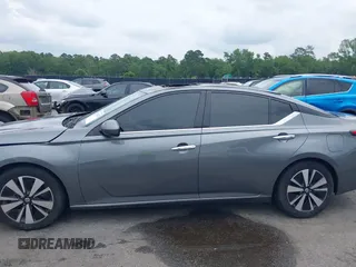 2019 Nissan Altima SV with VIN 1N4BL4DV4KC205891, listed as a IAAI auction lot 42414475 with 60,462 mi miles and . Bid and sale history available at DreamBid. Image 15.