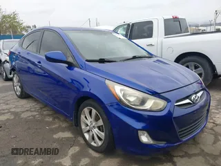 2013 Hyundai Accent GLS z VIN KMHCU4AE6DU440379, wystawiony jako IAAI lot #41775896 z przebiegiem 80 526 mil mil oraz . Historia ofert i sprzedaży dostępna na DreamBid. Obrazek 1.